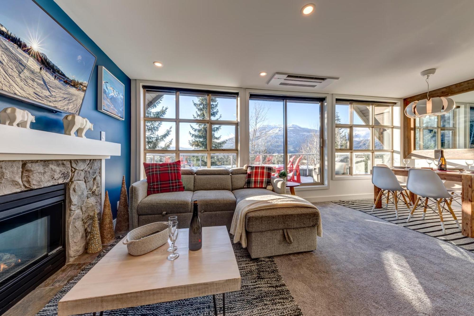 The Lookout Penthouse // A Luxe Suite In วิสต์เลอร์ ภายนอก รูปภาพ