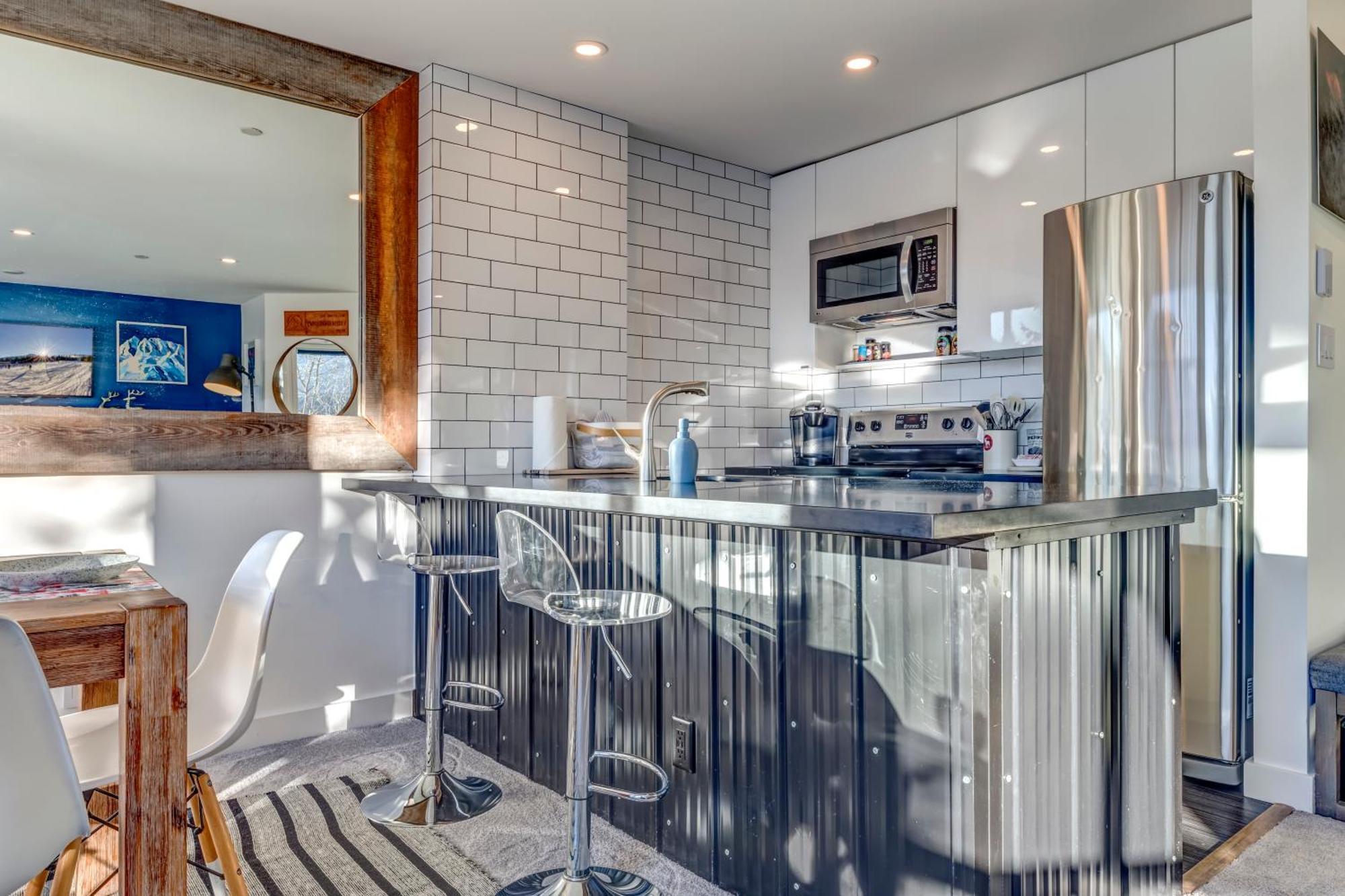 The Lookout Penthouse // A Luxe Suite In วิสต์เลอร์ ภายนอก รูปภาพ