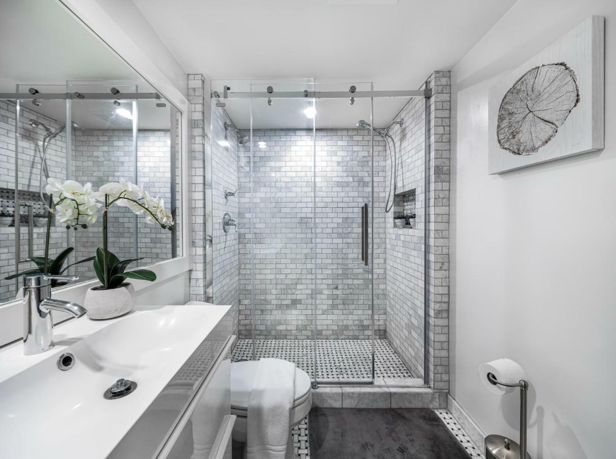 The Lookout Penthouse // A Luxe Suite In วิสต์เลอร์ ภายนอก รูปภาพ