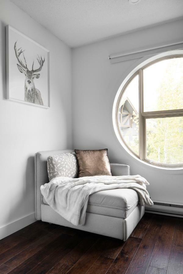 The Lookout Penthouse // A Luxe Suite In วิสต์เลอร์ ภายนอก รูปภาพ